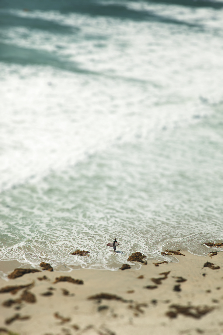 lone_surfer-1